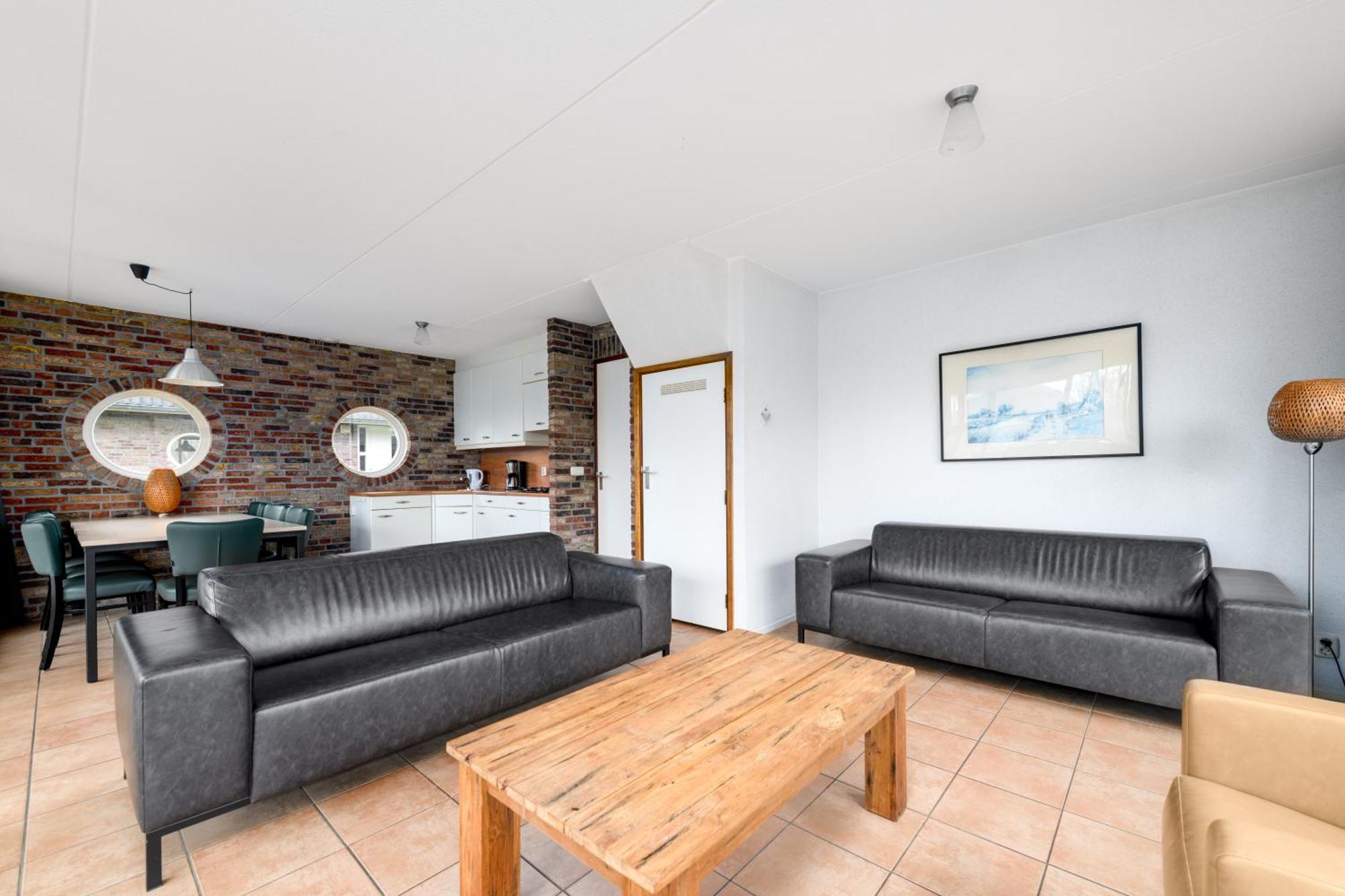 Vakantiehuis Camping It Wiid Earnewâld Exteriör bild